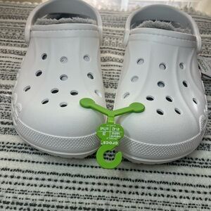 CROCS Baya Lined Clogs White w Grey Fuzzy Interior Sz 10 Women's or 8 Men's NWT